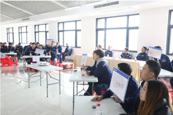 抓安全 夯基礎(chǔ)丨西部產(chǎn)業(yè)基地舉行“三年行動(dòng)”安全知識(shí)競賽