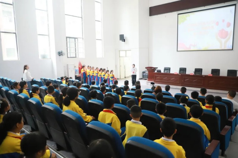 春暉心行·微愛傳遞|中偉銅仁、開陽產(chǎn)業(yè)基地開展愛心助學活動